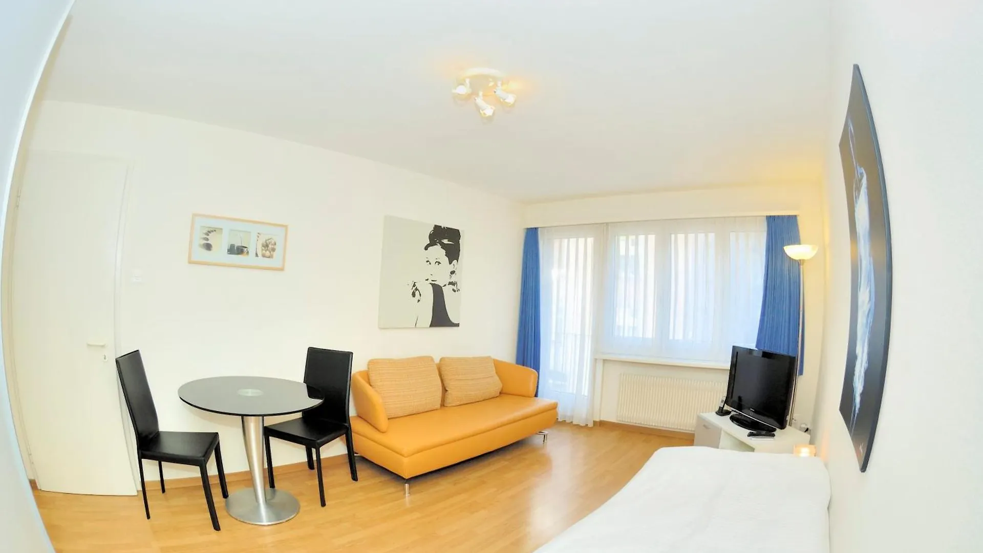 Studio In The Heart Of Zurich - Crown 24 location