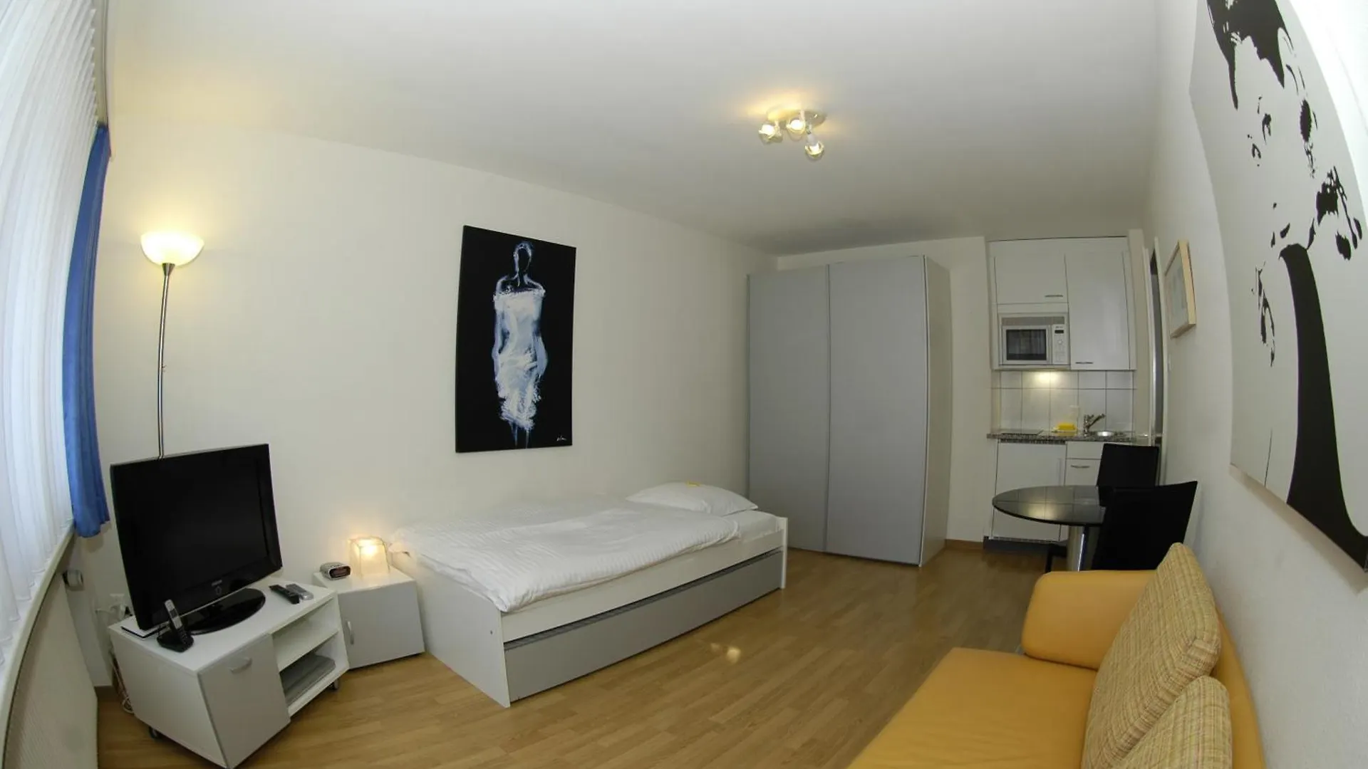 Studio In The Heart Of Zurich - Crown 24 0*,  Switzerland