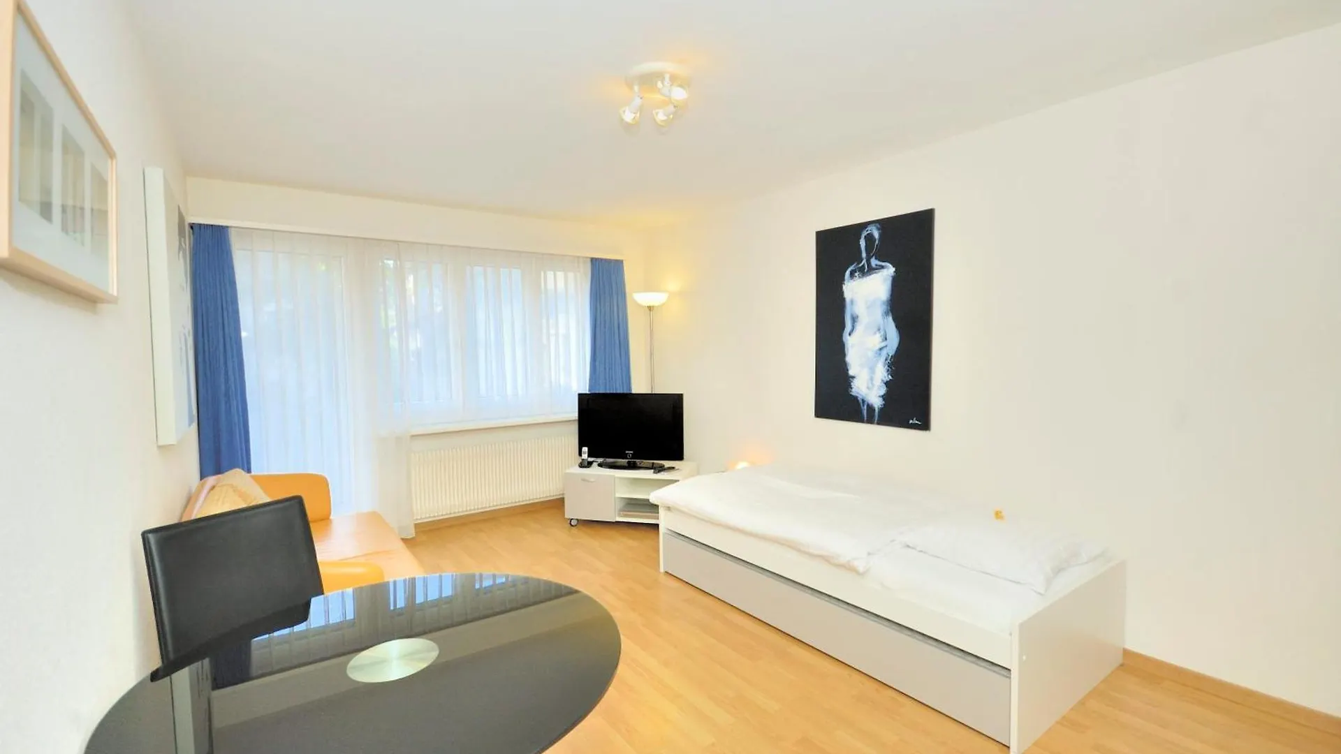 Studio In The Heart Of Zurich - Crown 24 Switzerland